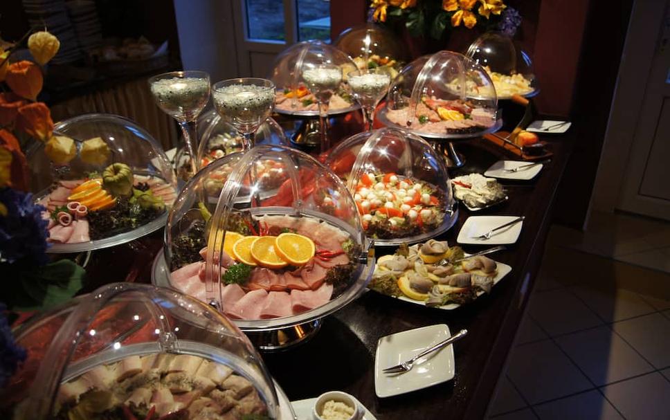 Buffet Photo